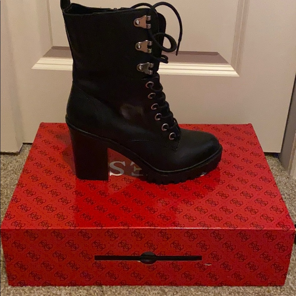 Black Gandy Guess boots